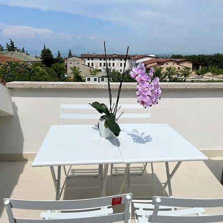 Attico Lilium Daire Peschiera del Garda Dış mekan fotoğraf